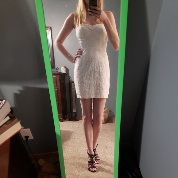 Dresses & Skirts - White Strapless Dress!